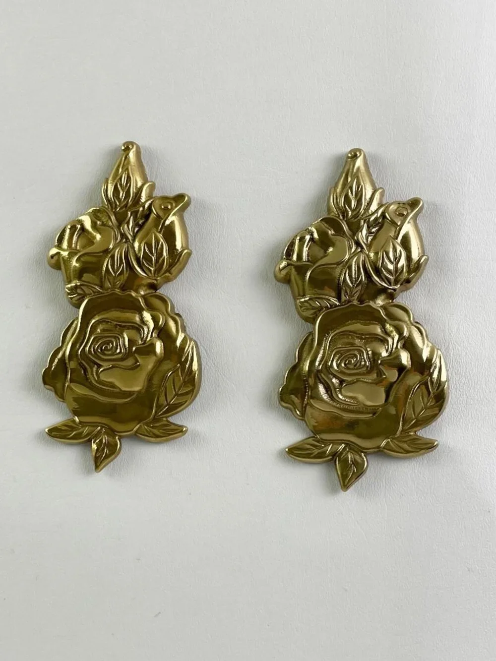 Vintage Brass Floral Rose Drapery Curtain Tieback / Holdback Ornament